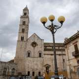Dalla nostra posizione � possibile vedere il campanile, alto 49 metri, simpaticamente chiamato dai palesi �u spi�un� perch� dalla sua sommit� �spia� tutto il paese e il territorio circostante